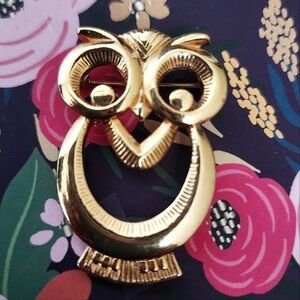🌼Vintage🦉Gold-Tone Brooch